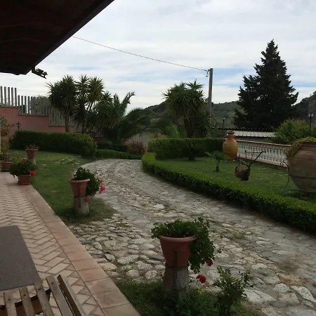 Nocleg ze śniadaniem Lorto Degli Ulivi 3*