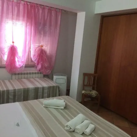 Lorto Degli Ulivi Bed & Breakfast Stilo