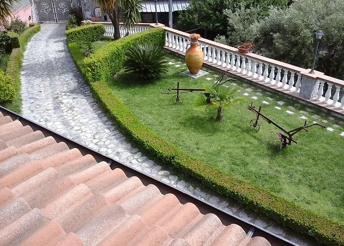 Lorto Degli Ulivi ベッド・アンド・ブレックファスト 3*